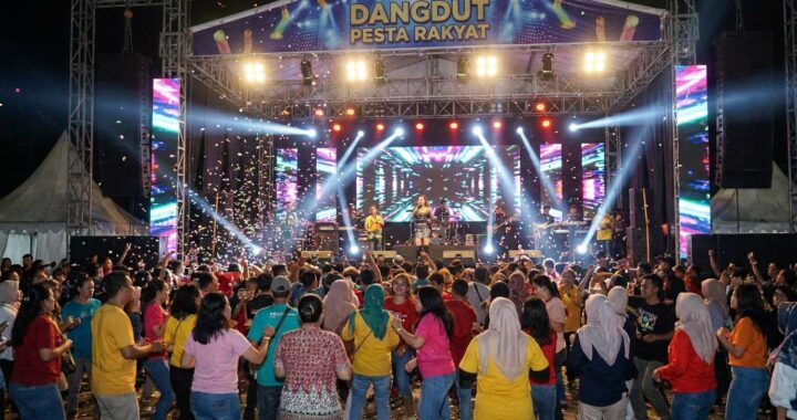 10 Lagu Inul Daratista Paling Enerjik